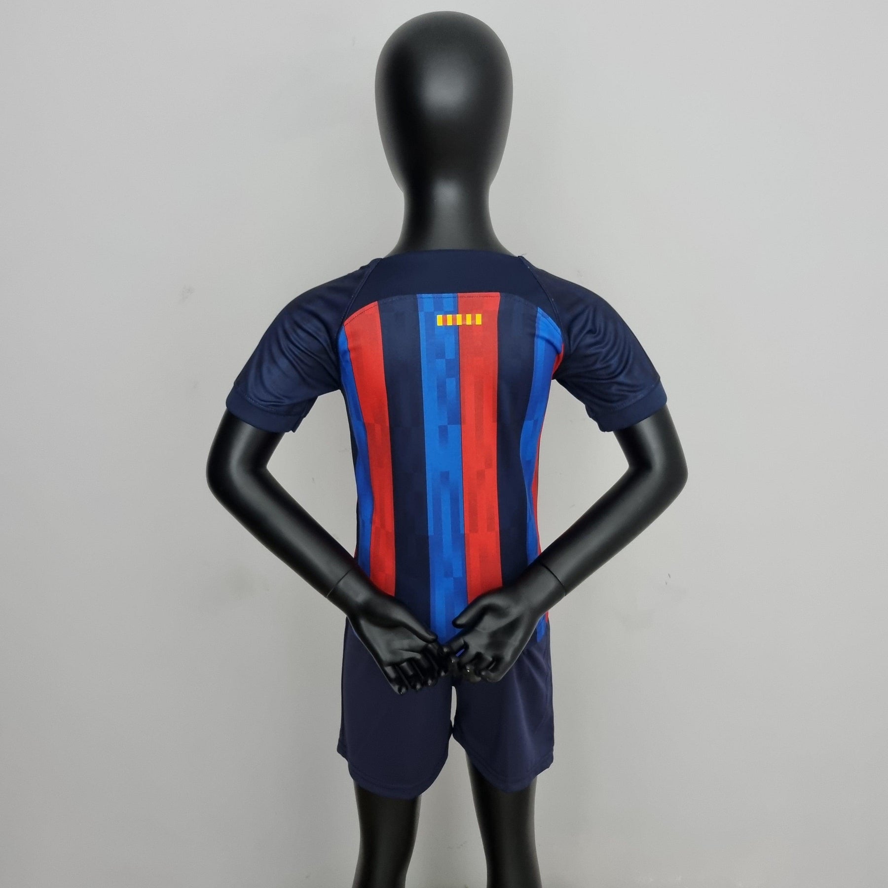 Conjunto Infantil Barcelona 2022/23 - Home - ResPeita Sports