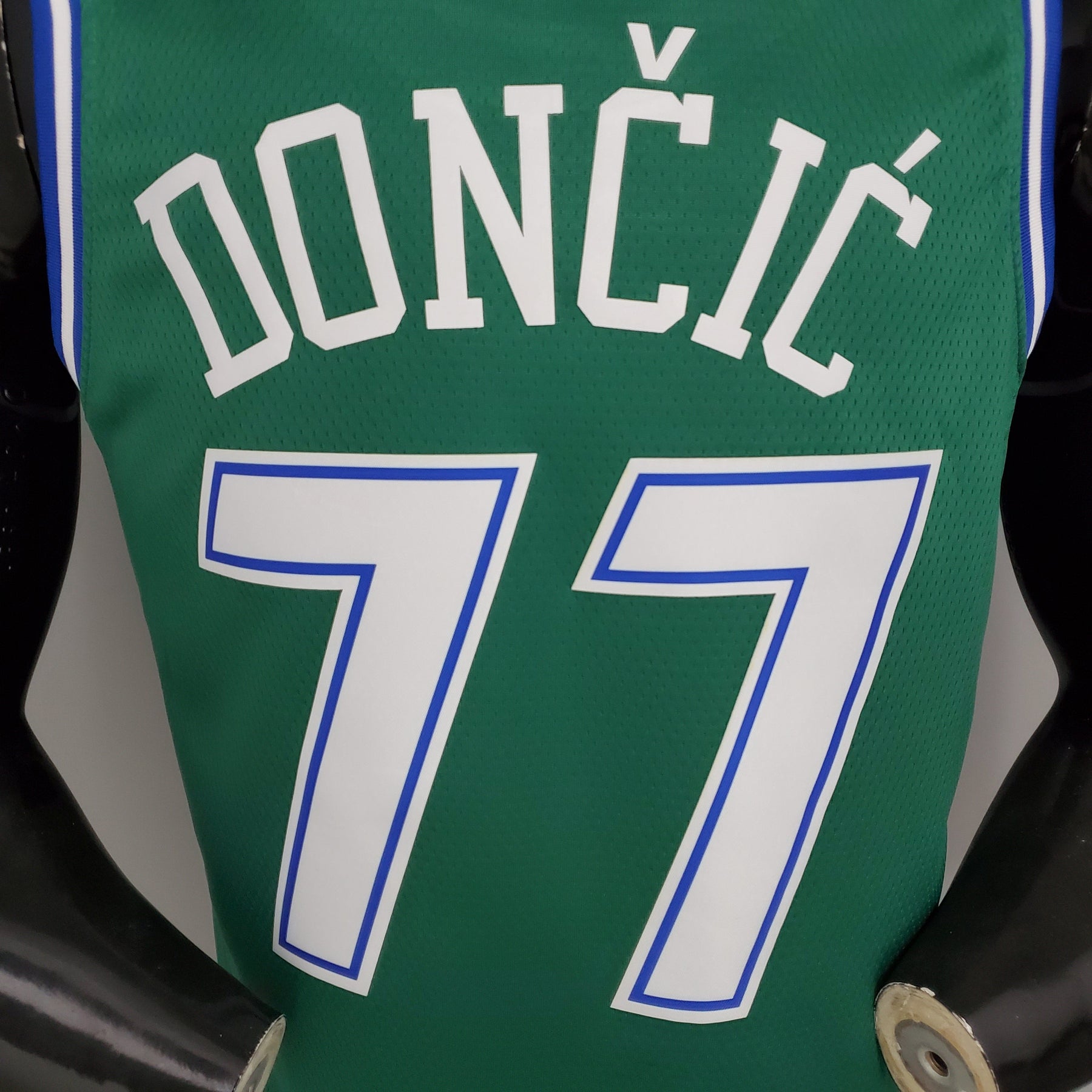 Regata NBA Dallas Mavericks - Doncic #77 Lone Ranger Retro Green