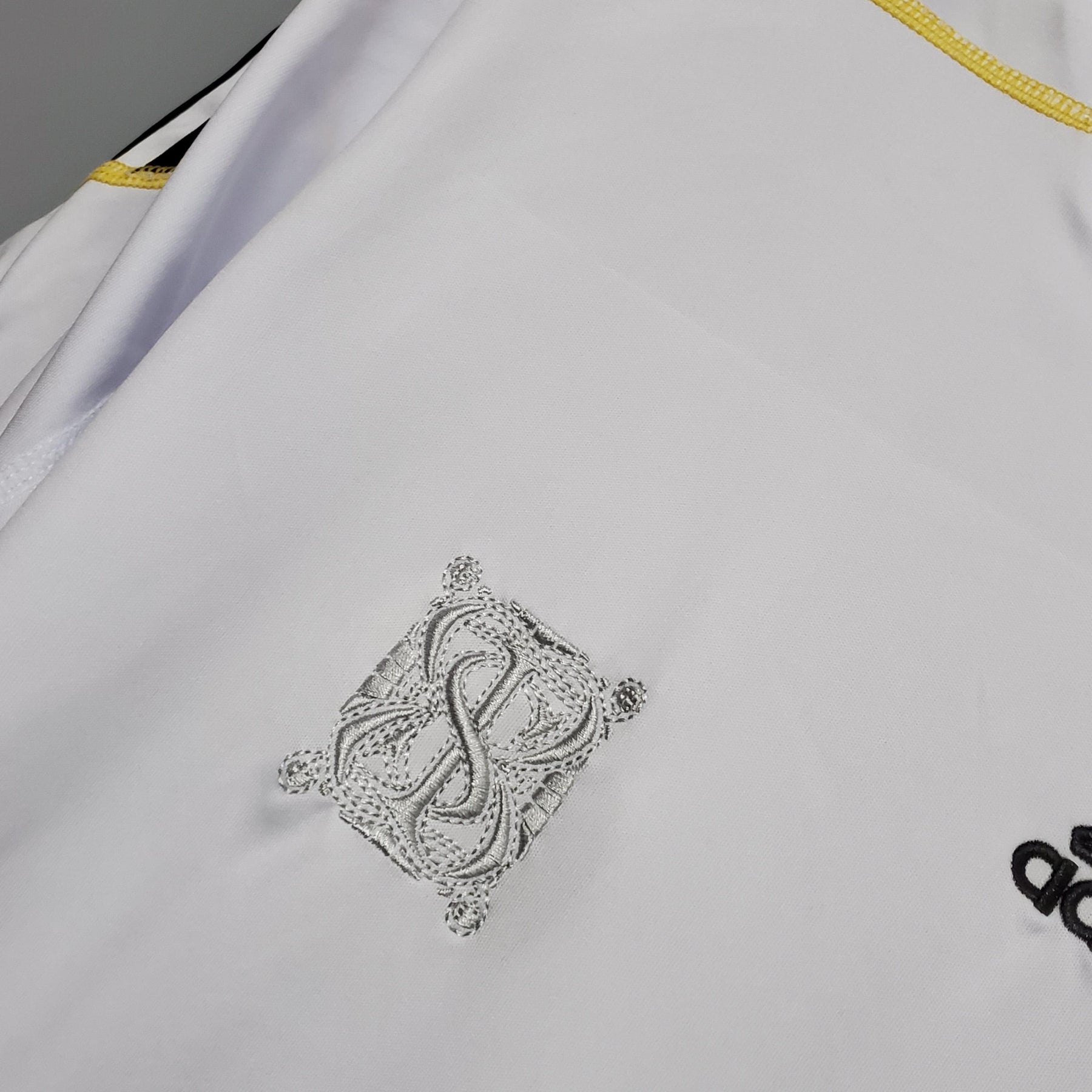 Camisa Retrô Real Madrid 2009/10 Home - ResPeita Sports