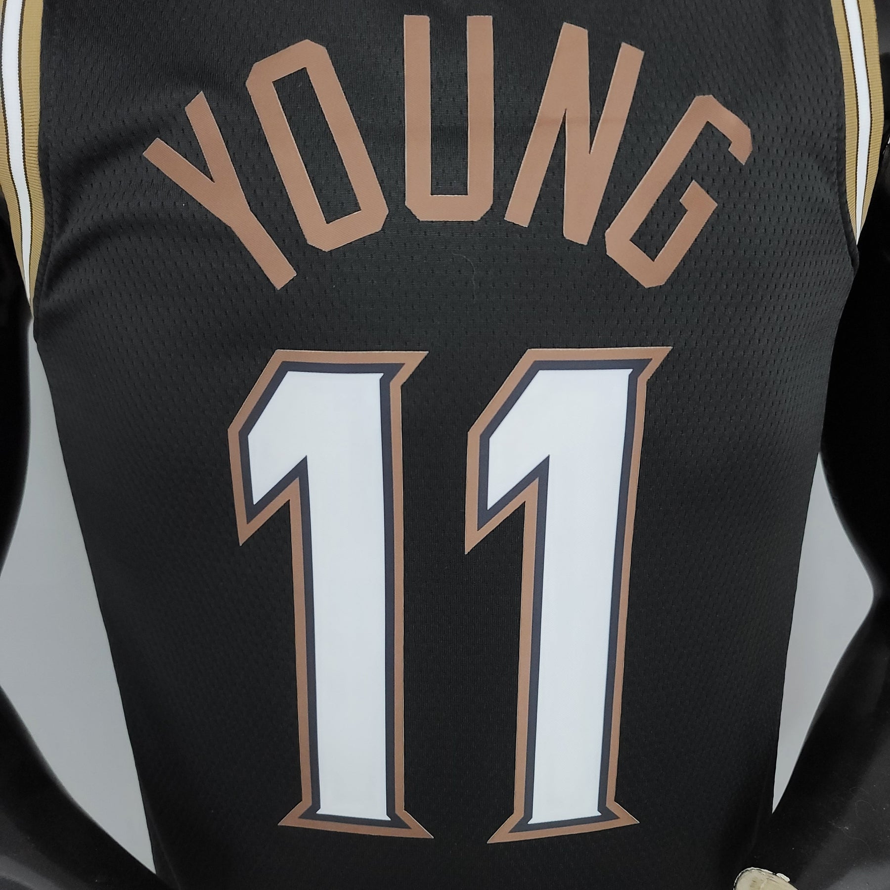 Regata NBA Atlanta Hawks - Trae Young #11 City Edition Black