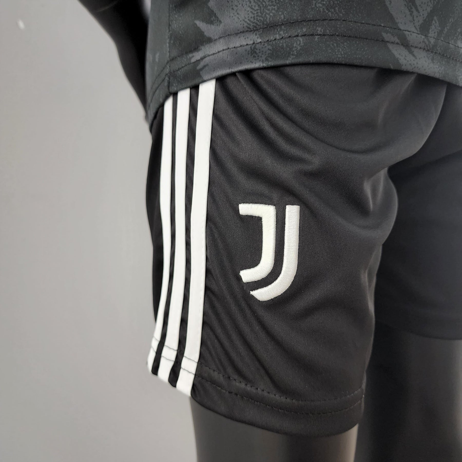 Conjunto Infantil Juventus 2022/23 - Away - ResPeita Sports