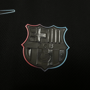 camisa-barcelona-preta-black-azul-vermelha-2024