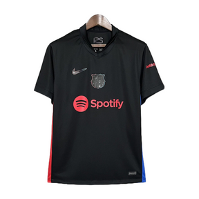 camisa-barcelona-preta-black-azul-vermelha-2024