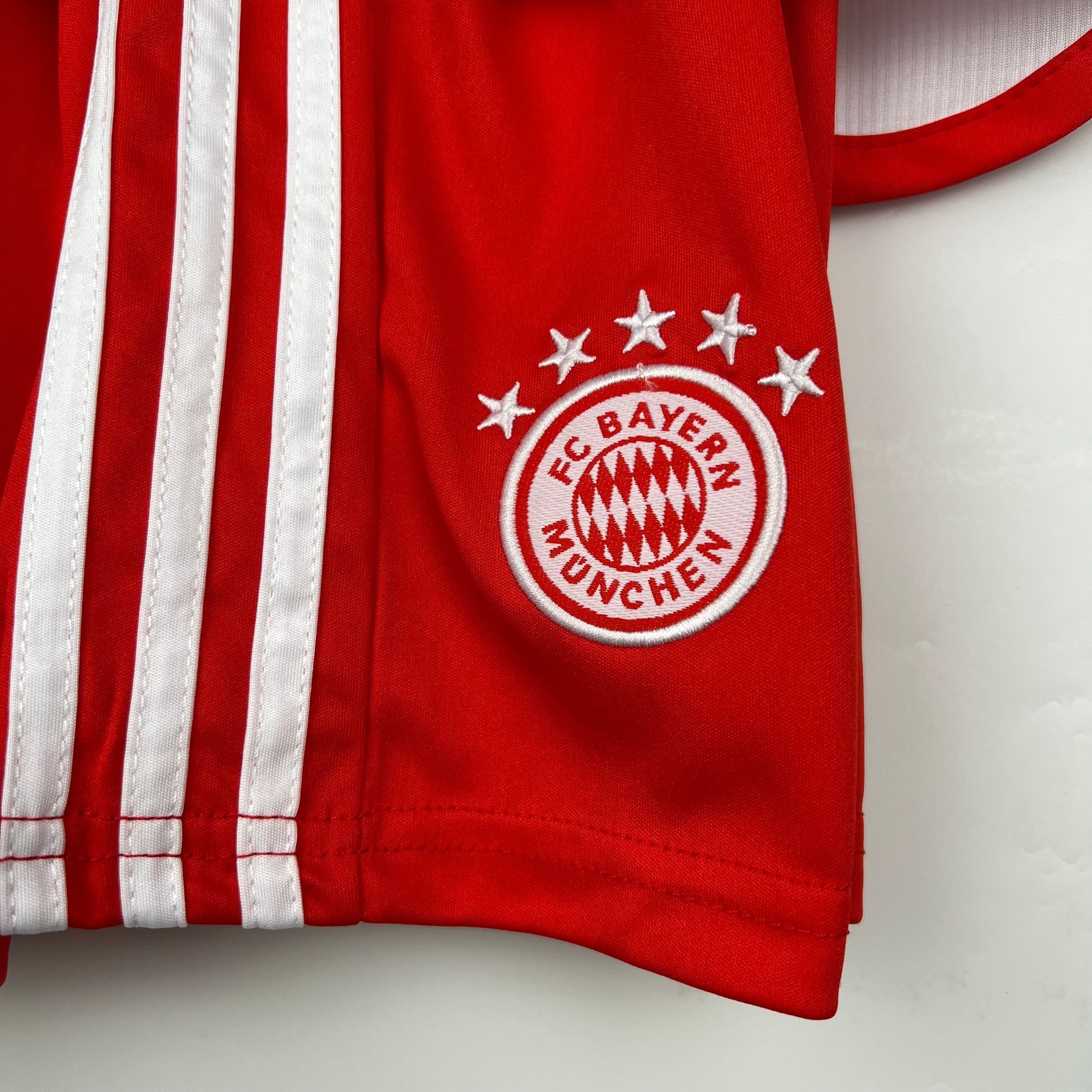 Conjunto Infantil Bayern de Munique 2023/24 - Home