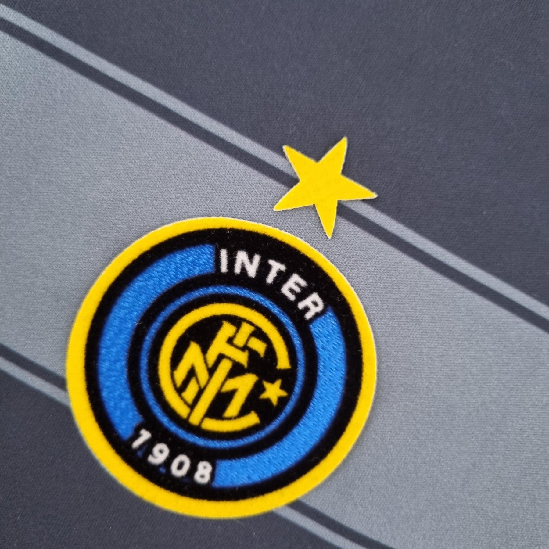 Camisa Retrô Inter de Milão 2004/05 Terceira - ResPeita Sports